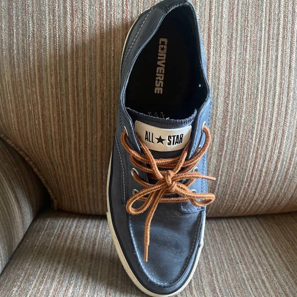 Converse All-Stars - Picture 2 of 3